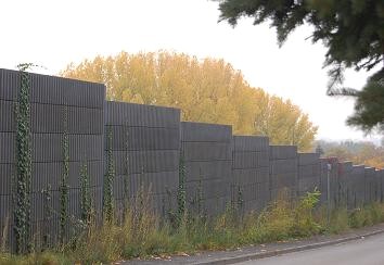 Lärmschutzwand an der Hardtstraße Lärmschutzwand an der Hardtstraße